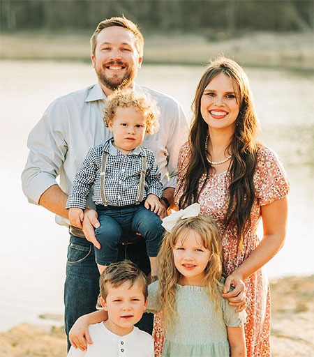 Caleb and Abby Robinson