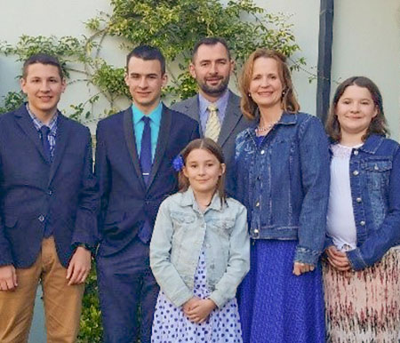 Justin and April Grinstead